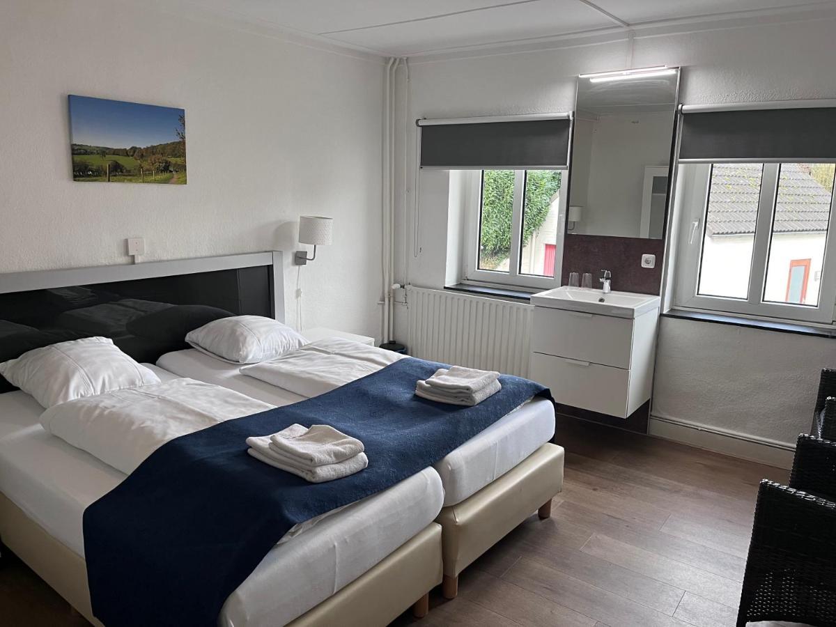 Hotel Gasterij Berg En Dal Slenaken Esterno foto