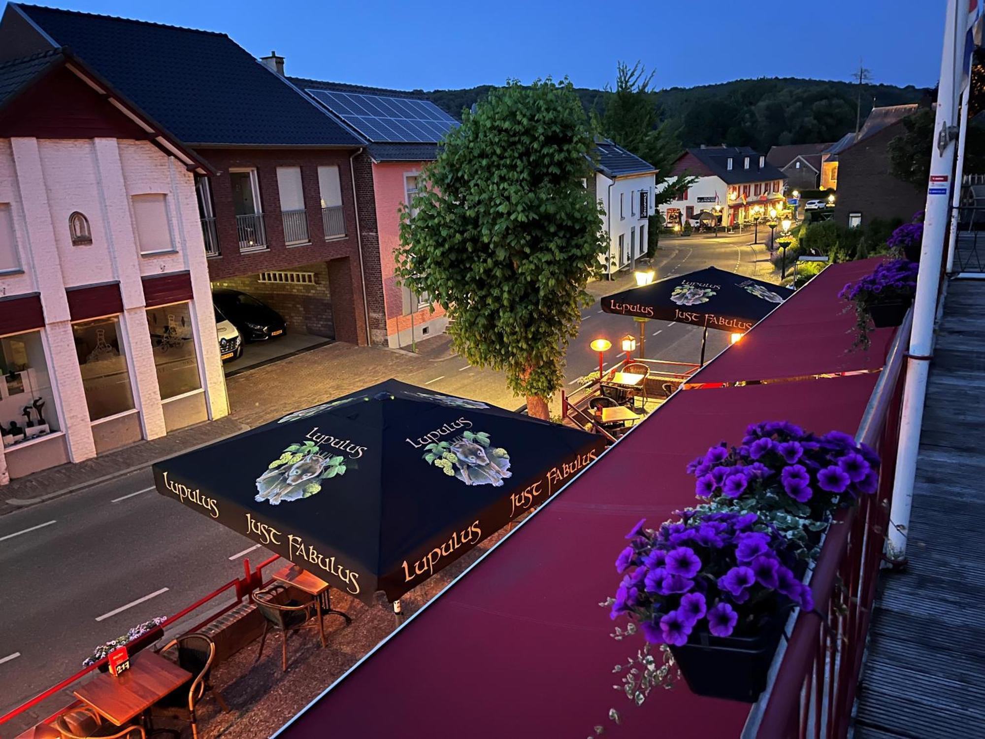 Hotel Gasterij Berg En Dal Slenaken Esterno foto